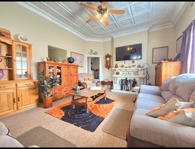 7 BEDROOM HOUSE FOR SALE IN BRAKPAN CENTRAL